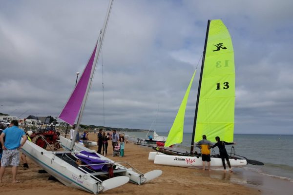 Le-catamaran-a-St-Laurent