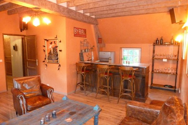 bar